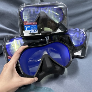 TUSA Zensee Pro Mask M1010S